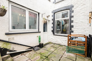 Photo 17- click for photo gallery